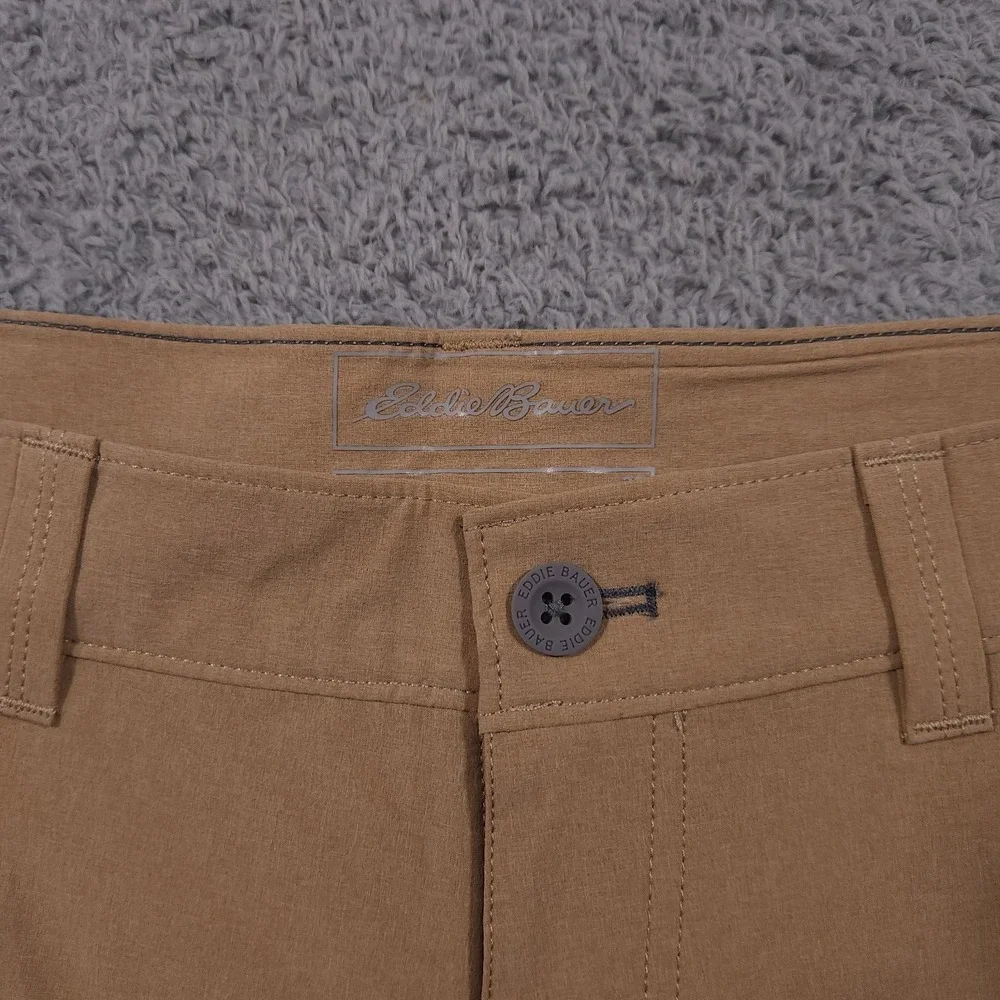 Eddie Bauer Cargo Shorts Mens 32 x 9.5 Hiking Outdoor Camp Travel Trek Safari